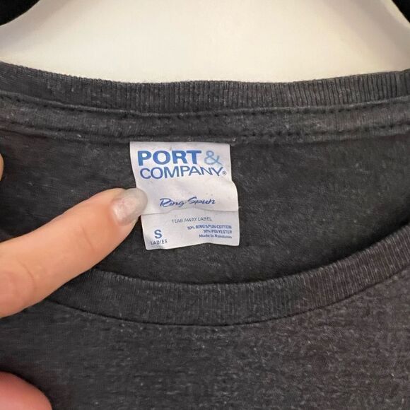 Mom of 3 Boys t-shirt in small - Picture 2 of 4